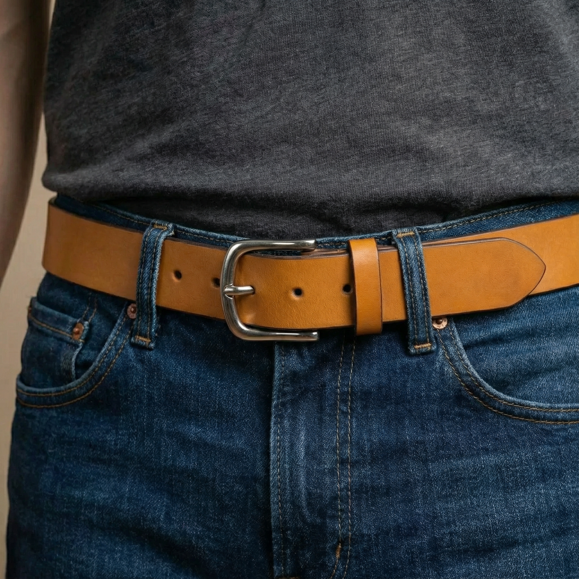 Bellvari Buckhorn leather belt full-length view.