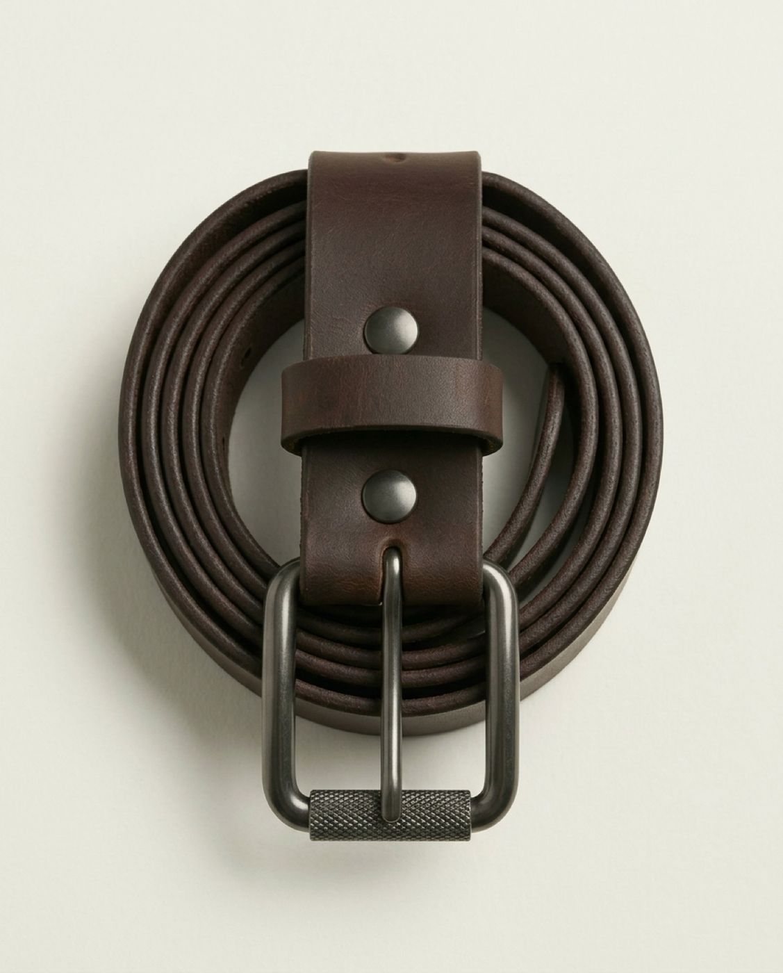 Antique silver · Detail